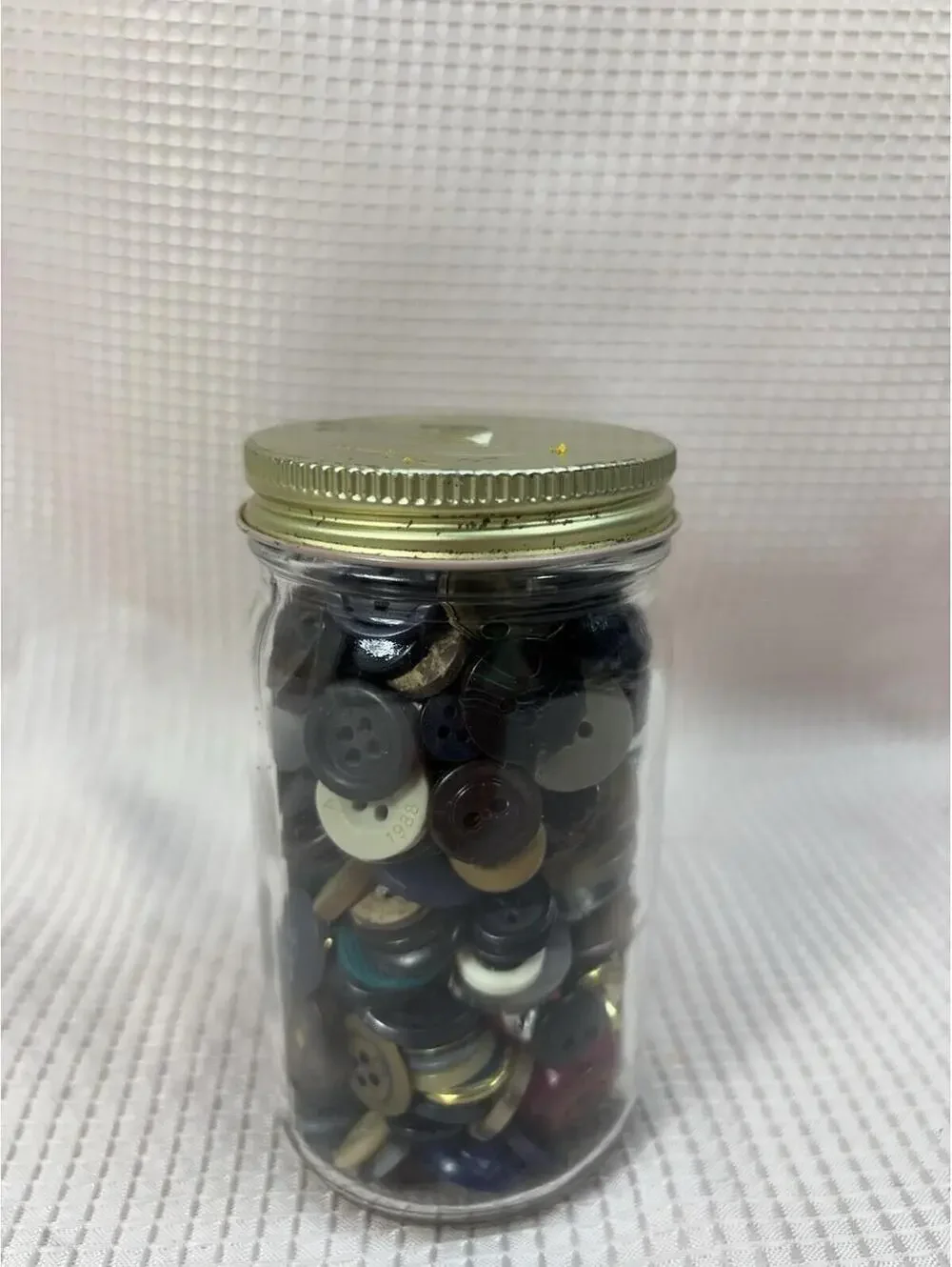 220 - Unmarked Mixed Lot Of Buttons In Jar